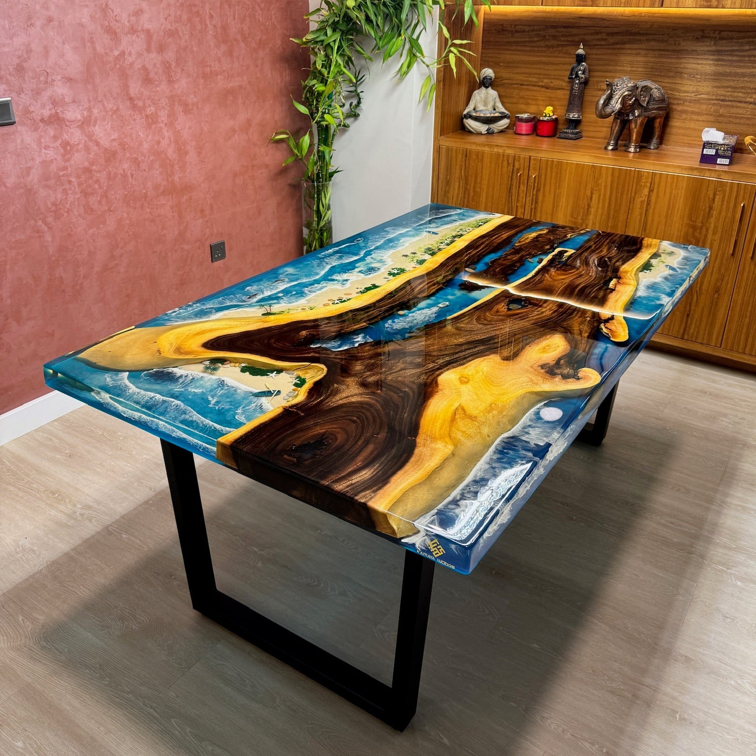 The  Suar Symphony With Epoxy Resin
