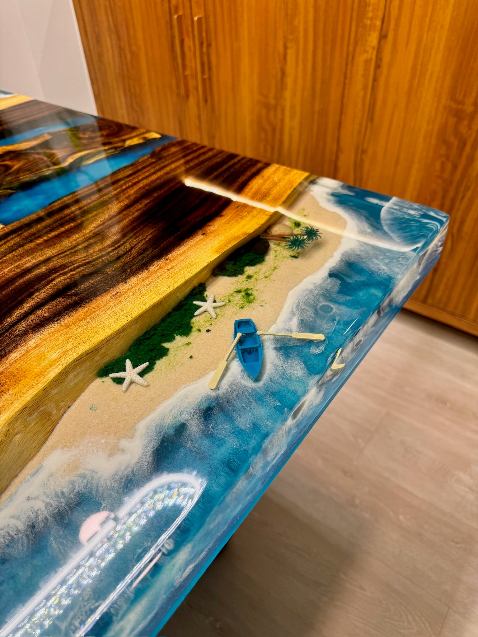 The  Suar Symphony With Epoxy Resin